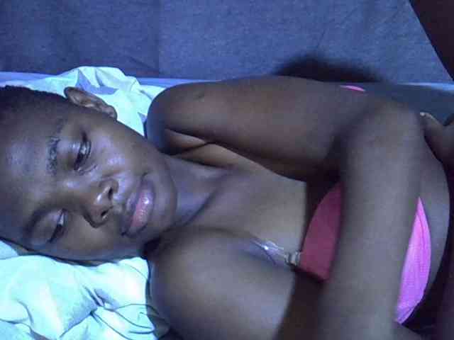 Cute-tamarah webcam