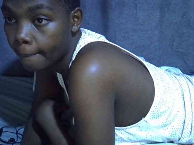 Cute-tamarah webcam