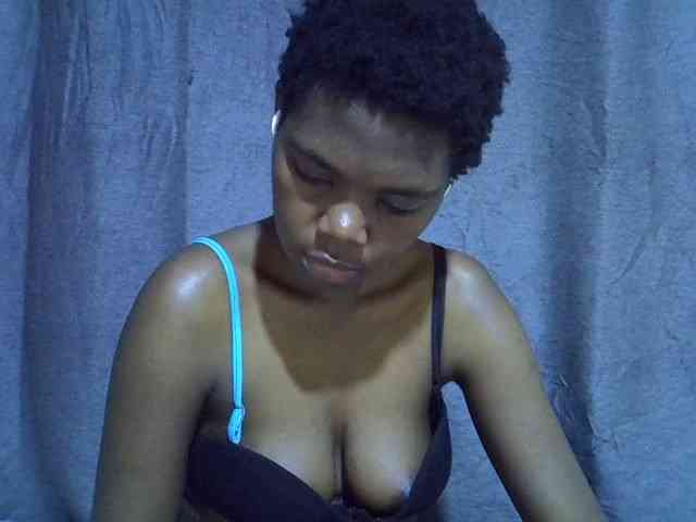 Cute-tamarah webcam