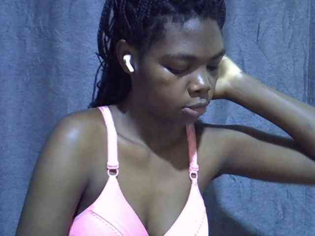 Cute-tamarah webcam