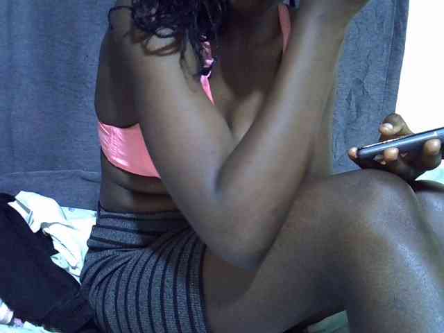 Cute-tamarah webcam