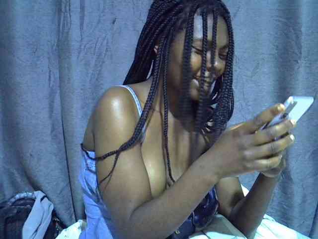 Cute-tamarah webcam