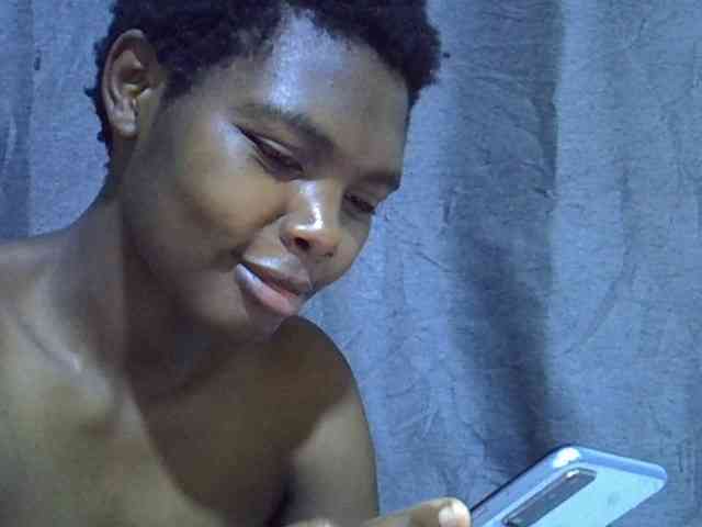 Cute-tamarah webcam