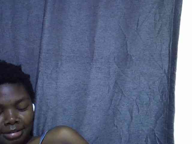 Cute-tamarah webcam