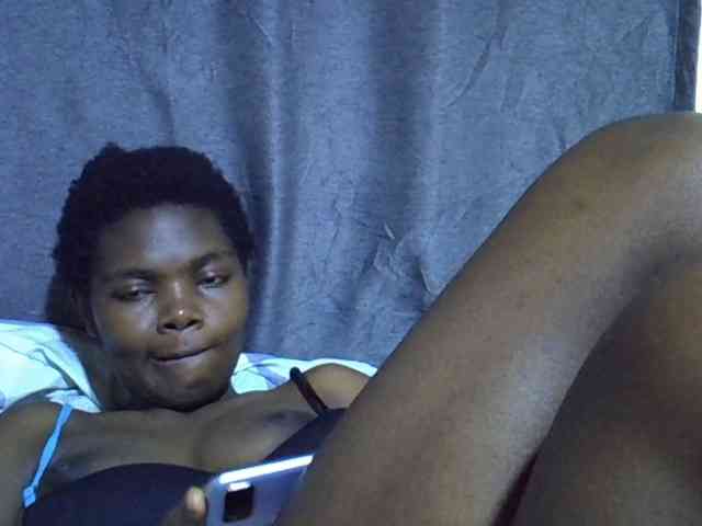 Cute-tamarah webcam