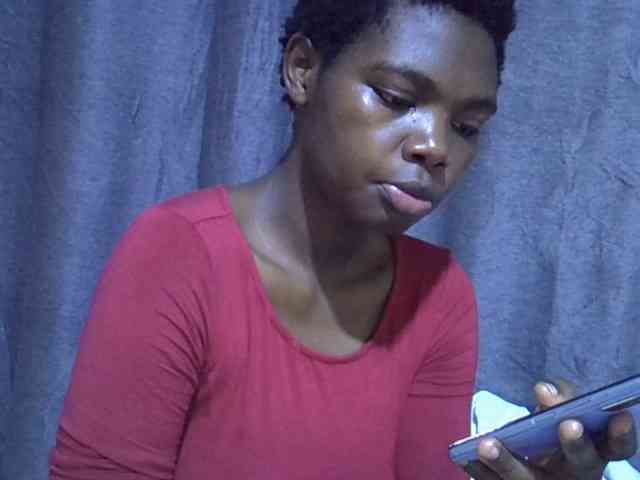 Cute-tamarah webcam