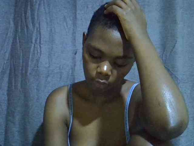 Cute-tamarah webcam