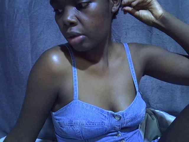 Cute-tamarah webcam
