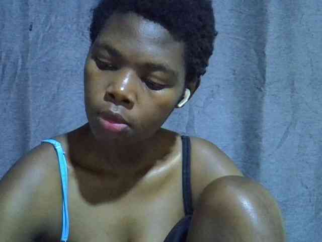 Cute-tamarah webcam