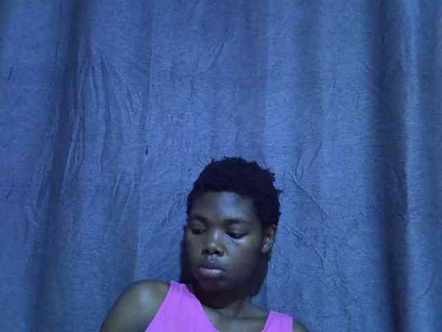 Cute-tamarah webcam