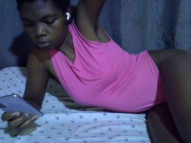 Cute-tamarah webcam