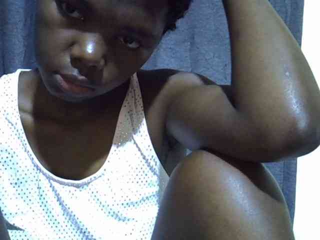 Cute-tamarah webcam