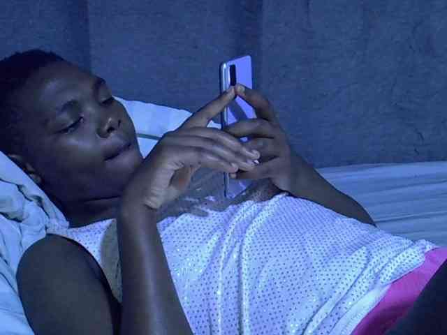 Cute-tamarah webcam