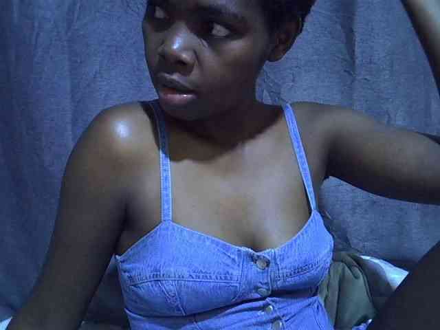 Cute-tamarah webcam