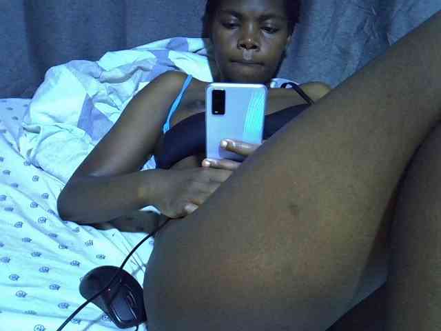 Cute-tamarah webcam