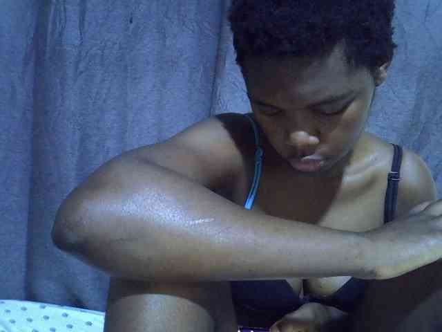 Cute-tamarah webcam