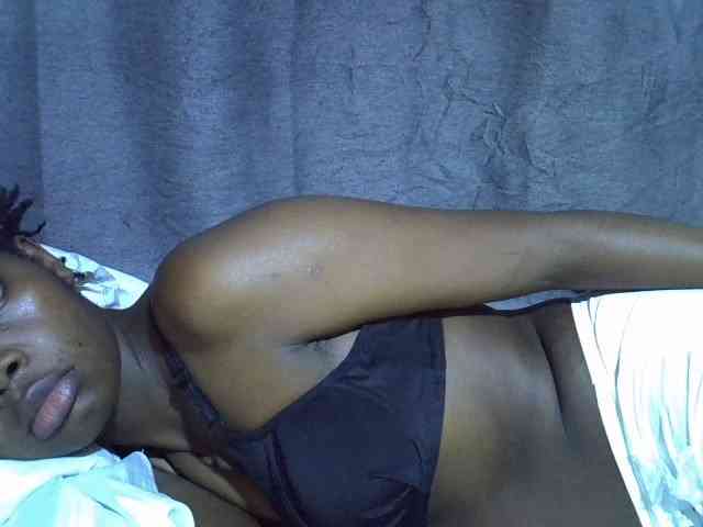 Cute-tamarah webcam
