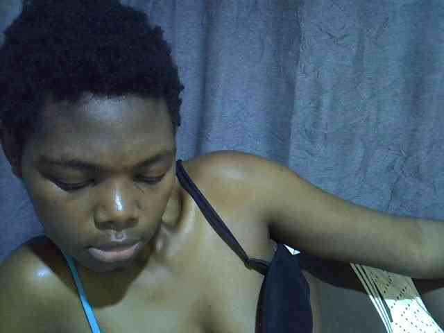 Cute-tamarah webcam
