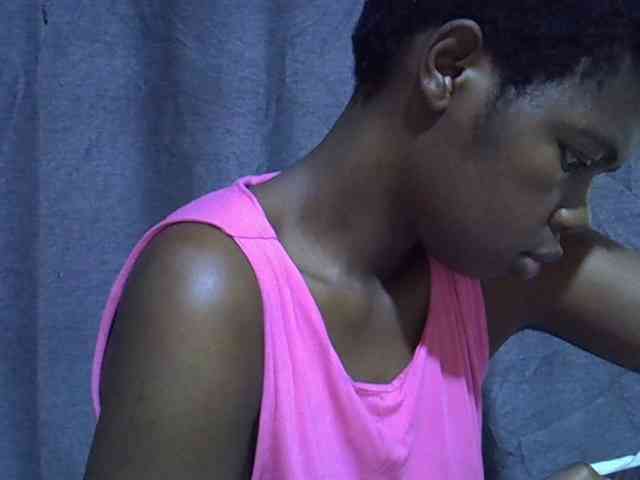 Cute-tamarah webcam