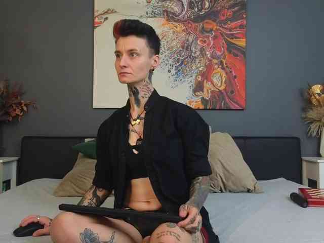 live amateur webcam Sellenakenny