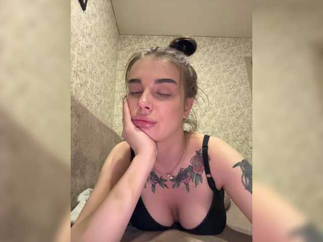 ChristineJackson's BongaCams show and profile