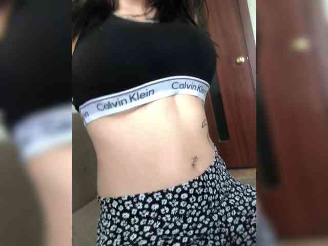 ChristineMoore webcam