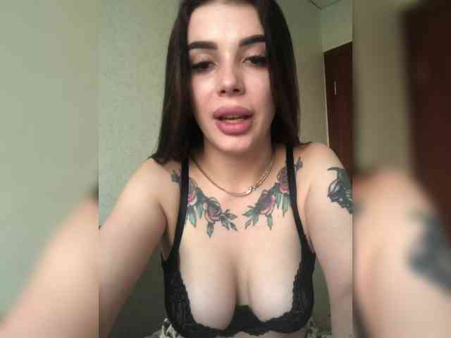 ChristineMoore webcam