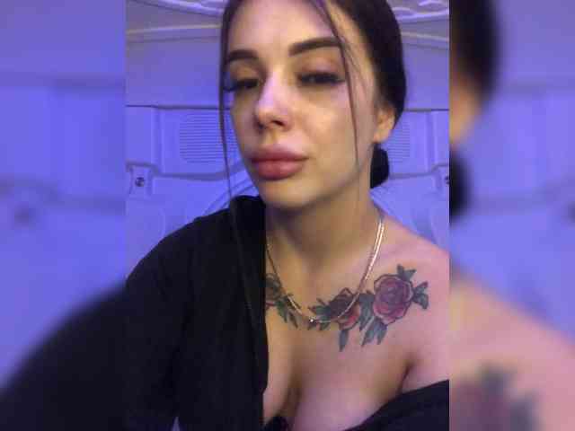 ChristineMoore webcam