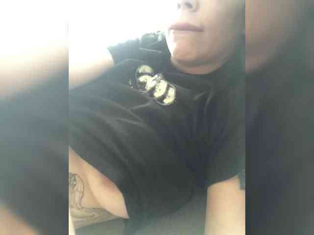 ChristineMoore webcam