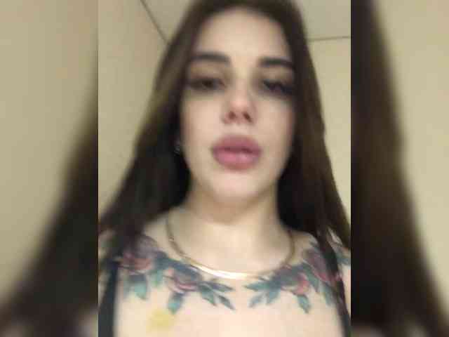 ChristineMoore webcam