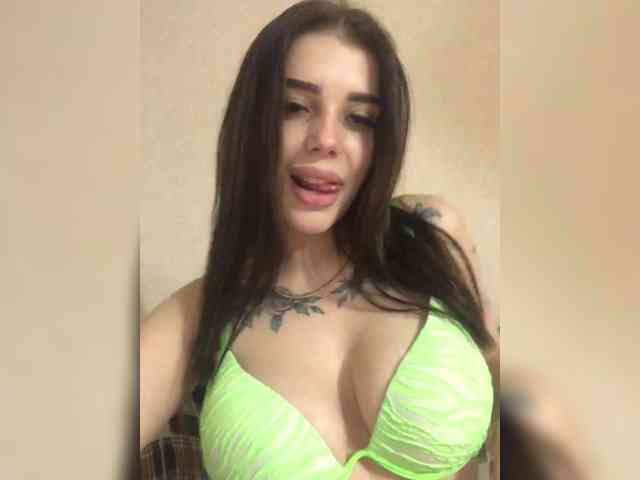 ChristineMoore webcam
