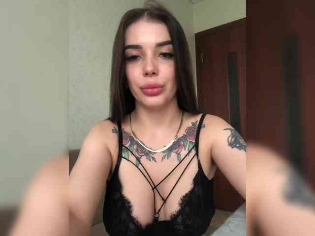 ChristineMoore webcam