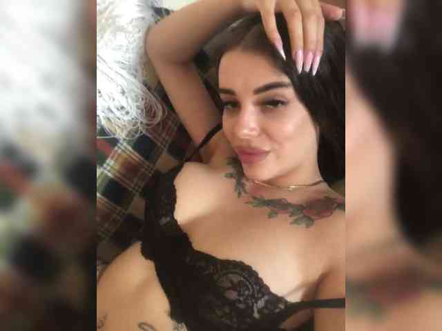 ChristineMoore webcam