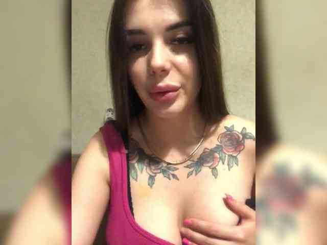 ChristineMoore webcam