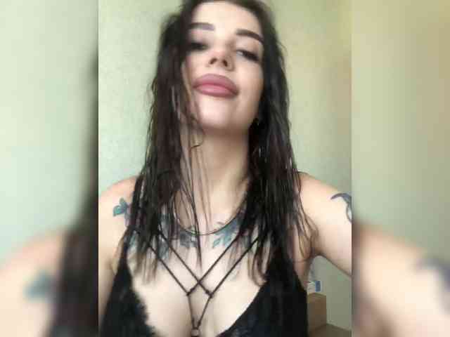 ChristineMoore webcam