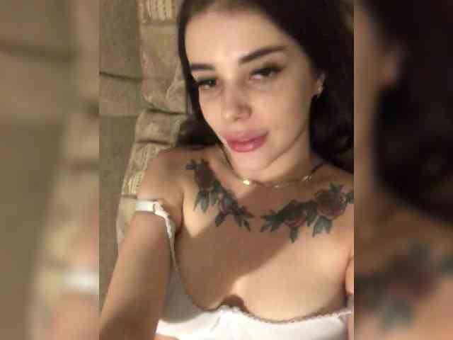 ChristineMoore webcam