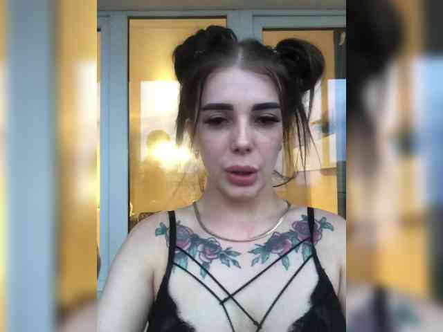 ChristineMoore webcam