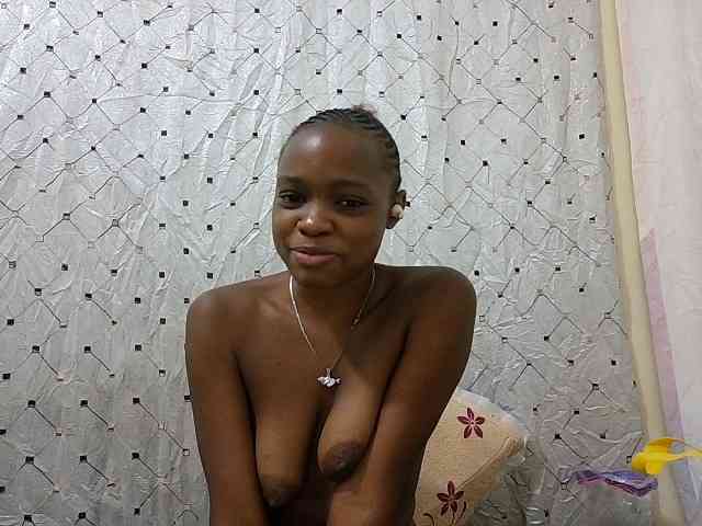 petite-maya webcam