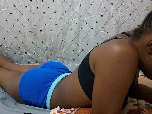 petite-maya webcam