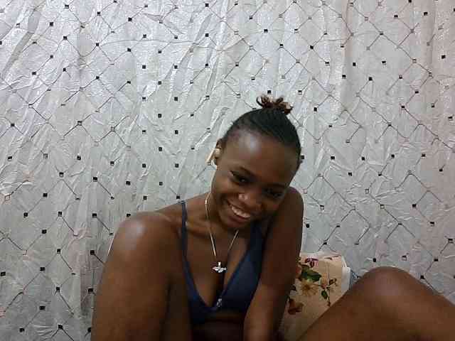 petite-maya webcam