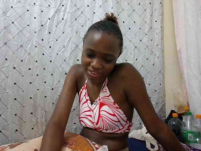 petite-maya webcam
