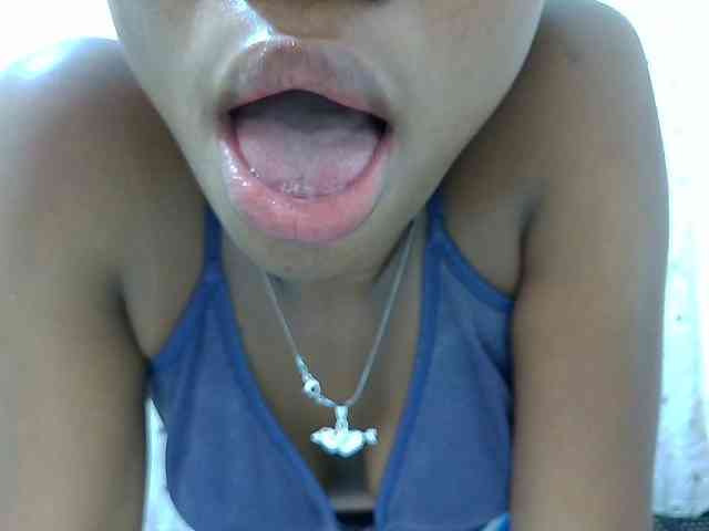 petite-maya webcam