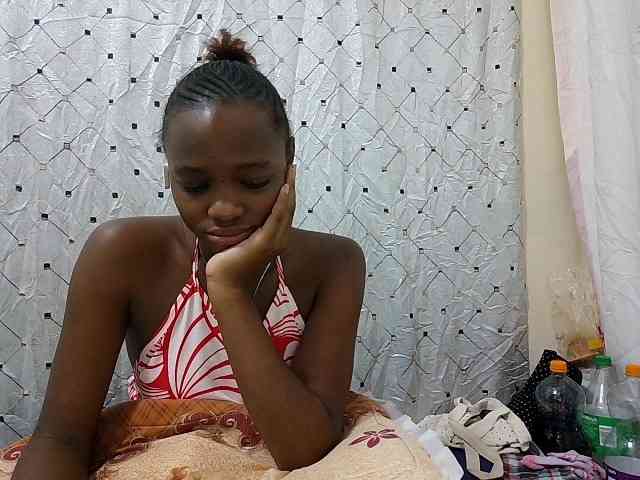 petite-maya webcam