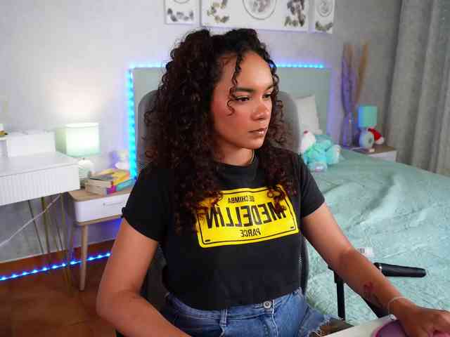 TinaTaylor webcam