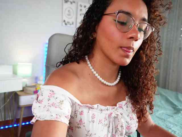 TinaTaylor webcam