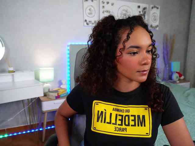 TinaTaylor webcam
