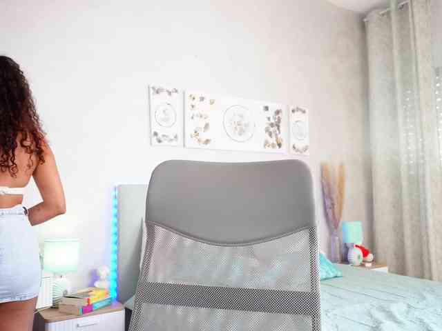 TinaTaylor webcam