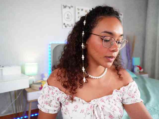sex cam TinaTaylor