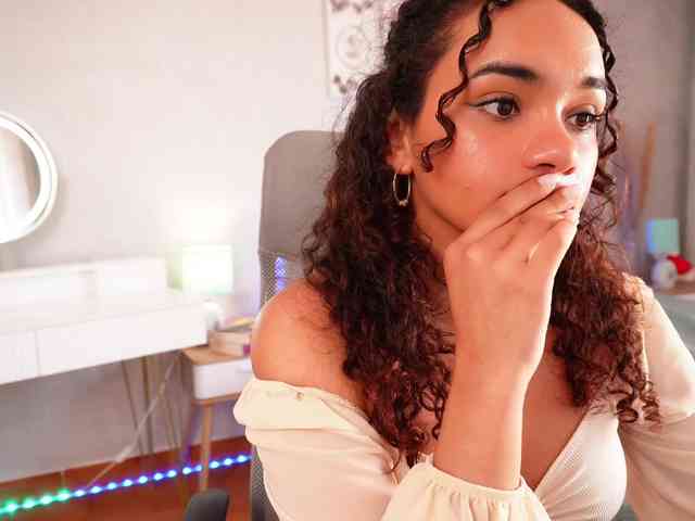 free live cam chat TinaTaylor
