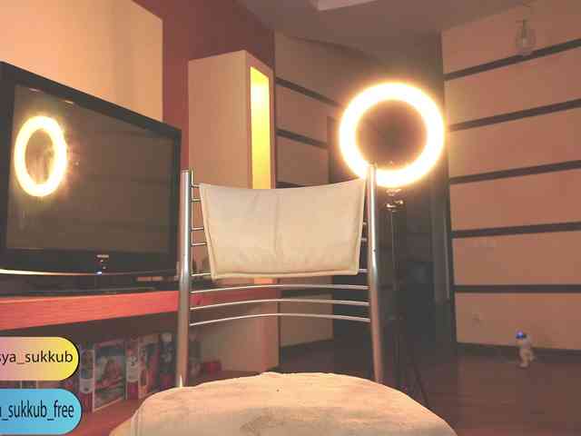 NasyasyaSukkub webcam